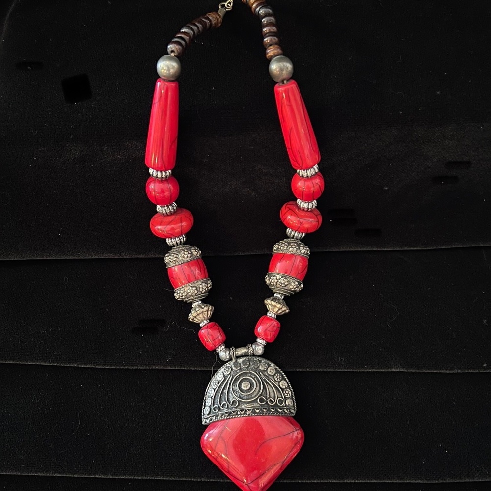 RED NECKLACE